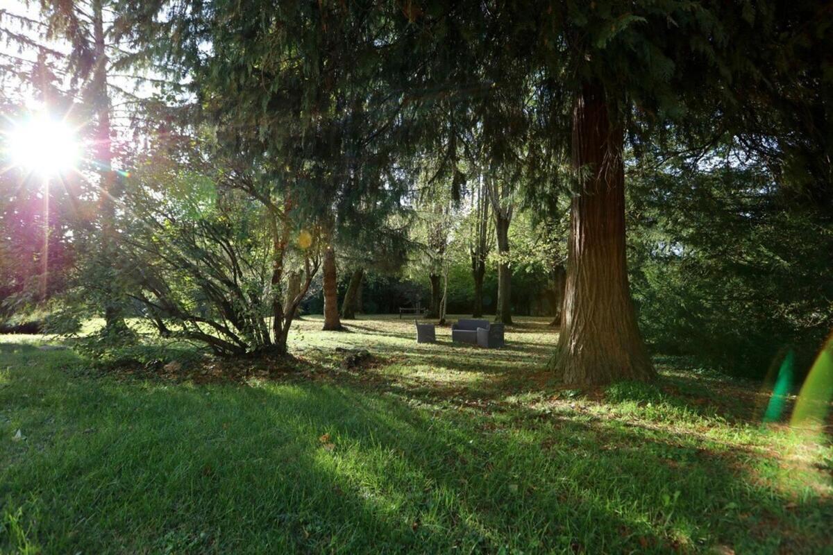 L'Atelier Casse-Noisettes-Gitesdanslain Pont-d'Ain Exterior photo